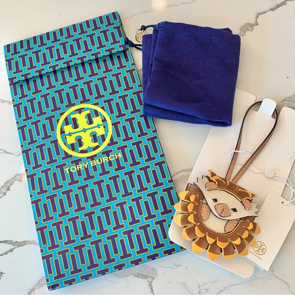 Tory Burch Accessories - Hedgehog Leather AirPods Pro Air Pods Case Holder